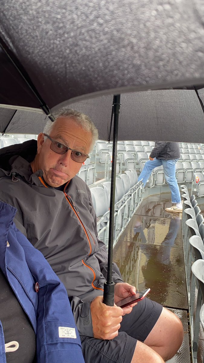 Type1Elle's tweet photo. @Gloscricket could I request Summertime by DJ Jazzy Jeff &amp; The Fresh Prince for my Dad Mike please? #GoGlos https://t.co/oXSvJjJeSZ