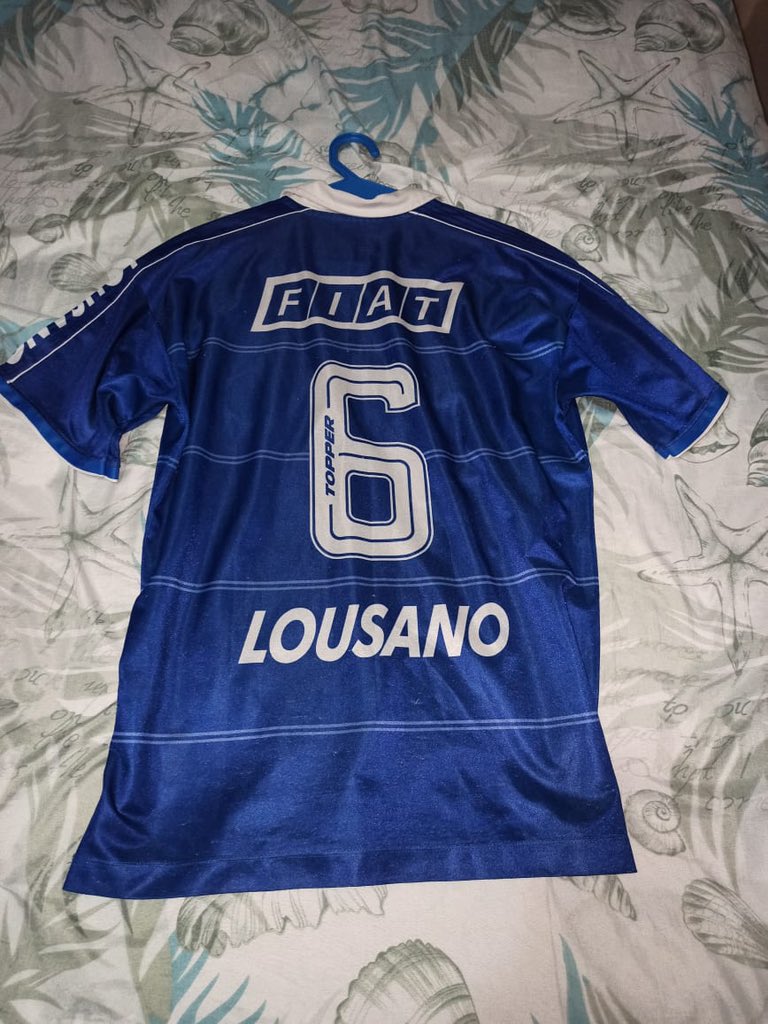 marcelinhocec's tweet photo. Gente o Guimarães tá vendendo camisas da sua coleção para se associar ao clube. 

Quem se interessar entre em contato com ele no WhatsApp (31) 98578-5218.

Quem puder ajudar divulgando é por uma boa causa https://t.co/hrMREYVgpG
