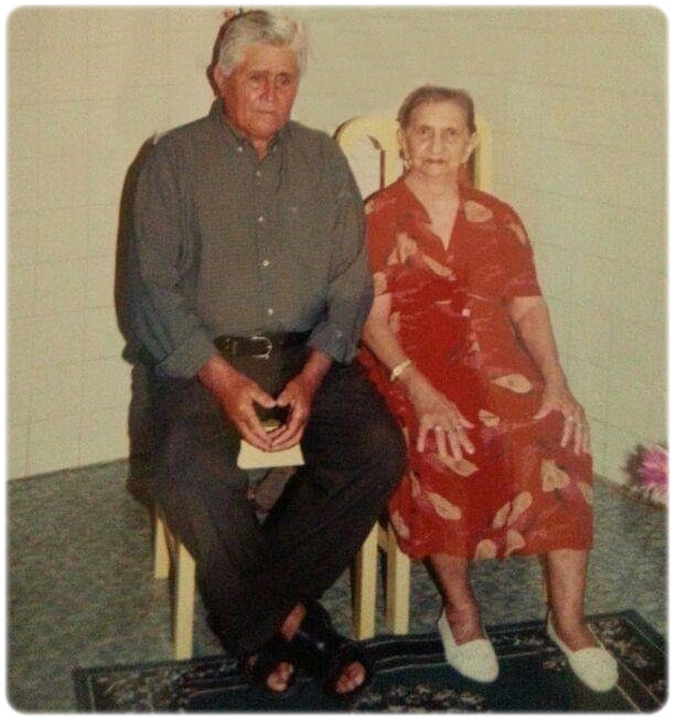grazy0100's tweet photo. Fotografia é um registro eterno do casal; Francisco Fonteles Filho e sua esposa Maria Pureza Sousa Teles. https://t.co/5wzZxVheKw