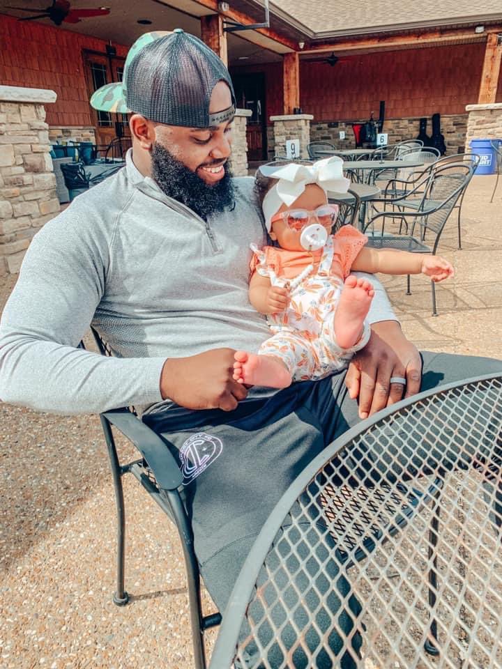 EColeman360's tweet photo. My girl 💕🙏🏿 https://t.co/d9pJQZOfnk