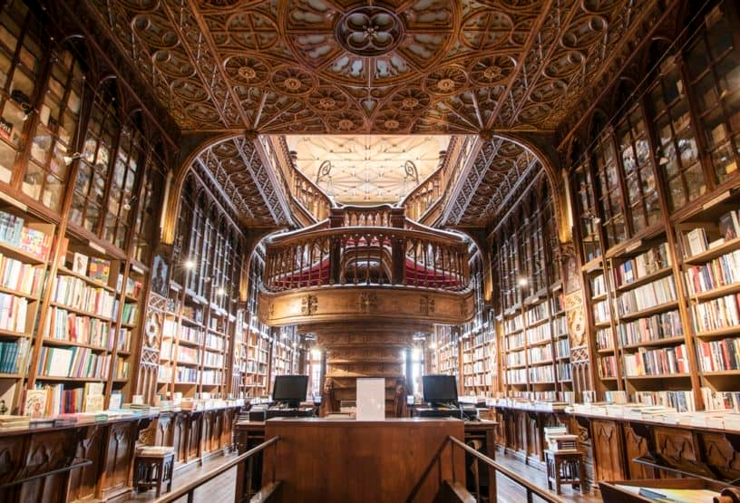 HadiDeeb's tweet photo. "My library was dukedom large enough."
-- William Shakespeare

#quotes #quotesoftheday #quoteoftheday #quote #LiteraturePosts #quote #book #books #literary #art #poem #poetrylovers #poetrycommunity #TheTempest #ShakespeareSunday #tales #library #dukedom #Shakespeare #prospero https://t.co/s1CqyuopNT
