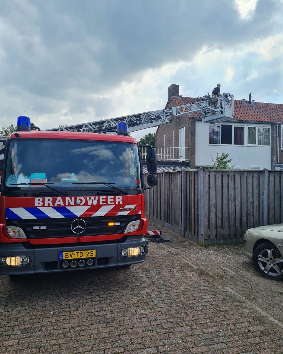 📆 20-06-2021
🚨 Uitruk 71 P1 Ass. Ambulance (afhijsing)
🚒 RV5252 
📍 Koningin Julianalaan, Leersum
#vrijwilligers #brandweer #uitruk #doorn #samensterk