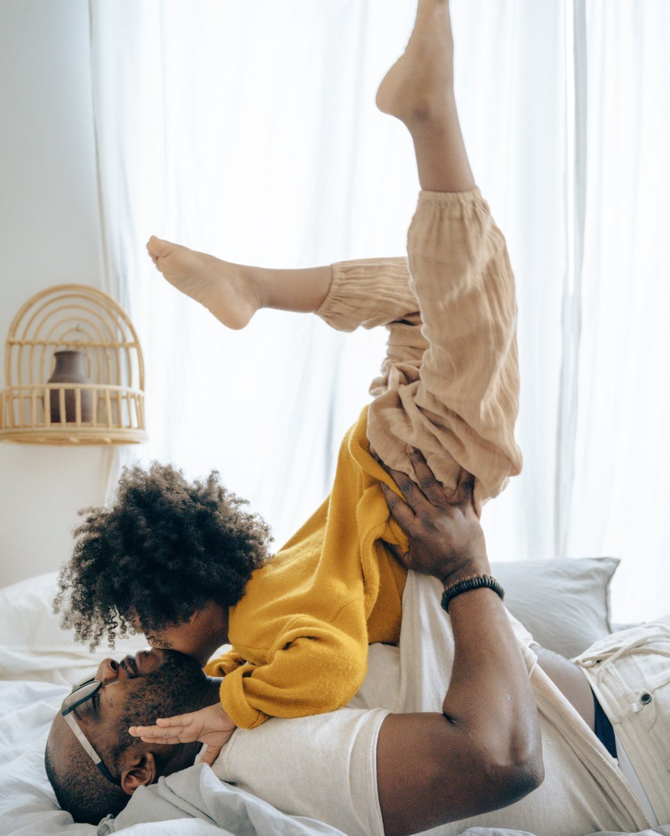 Tous les jours, tu es là pour me protéger, m'éduquer, me guider.  💚 

Joyeuse fête des pères tous les papas, grands-papas et futurs papas! 👨‍👦 

De la part de l'équipe Adrien Gagnon.