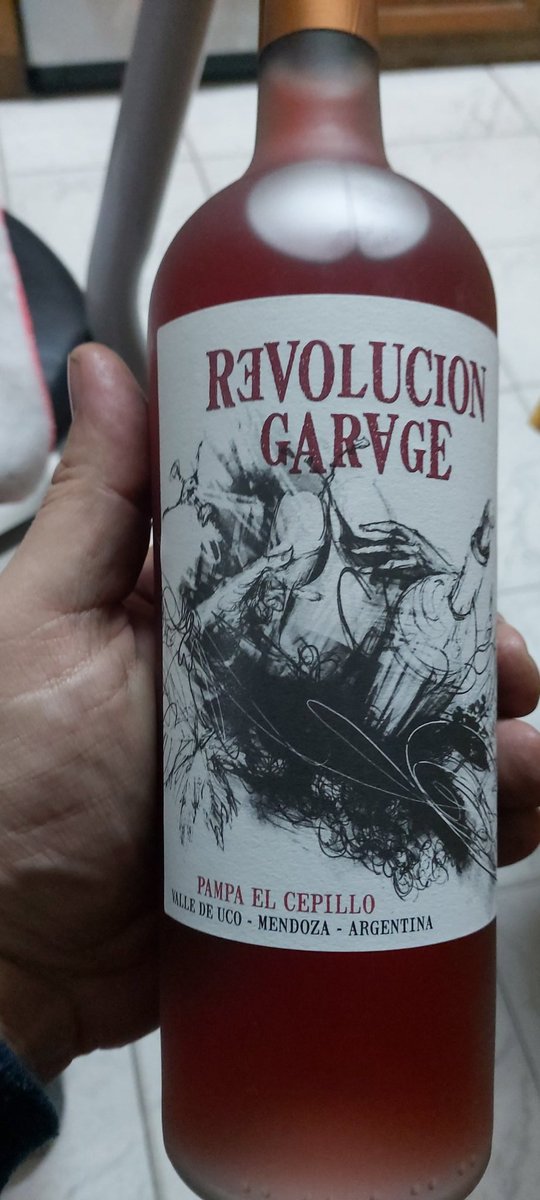 Hoy #revoluciongarage 
#leoborsiwines