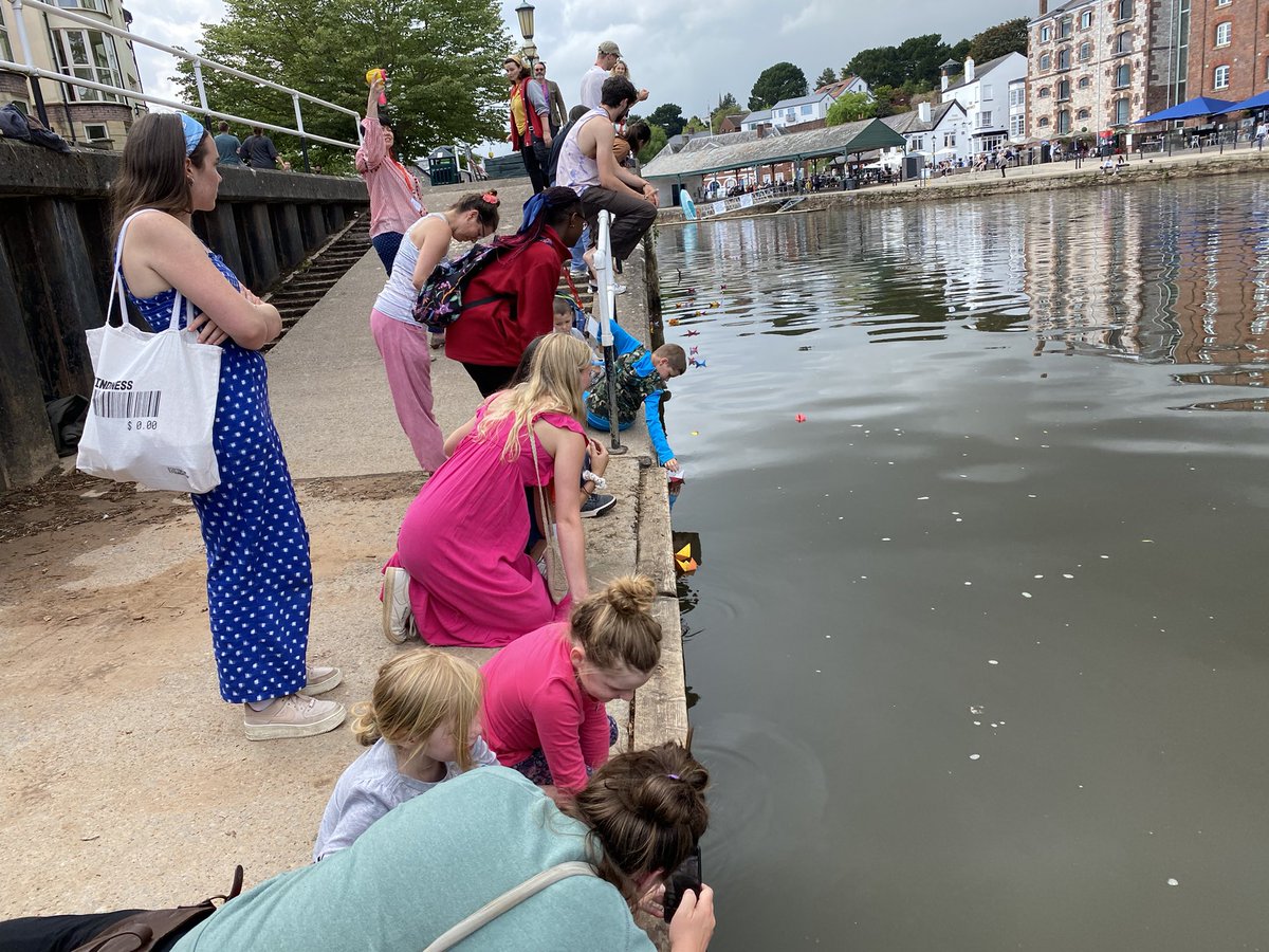 kinderexeter (@kinderexeter) on Twitter photo releasing our kind wishes for exeter ❤️ releasing our kind wishes for exeter ❤️