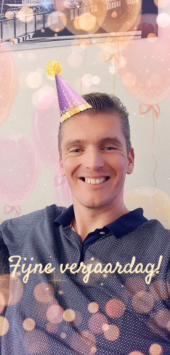 RunningSchreur's tweet photo. Vandaag alweer 42 geworden 🤗🙈 https://t.co/UoNnZYNdUG