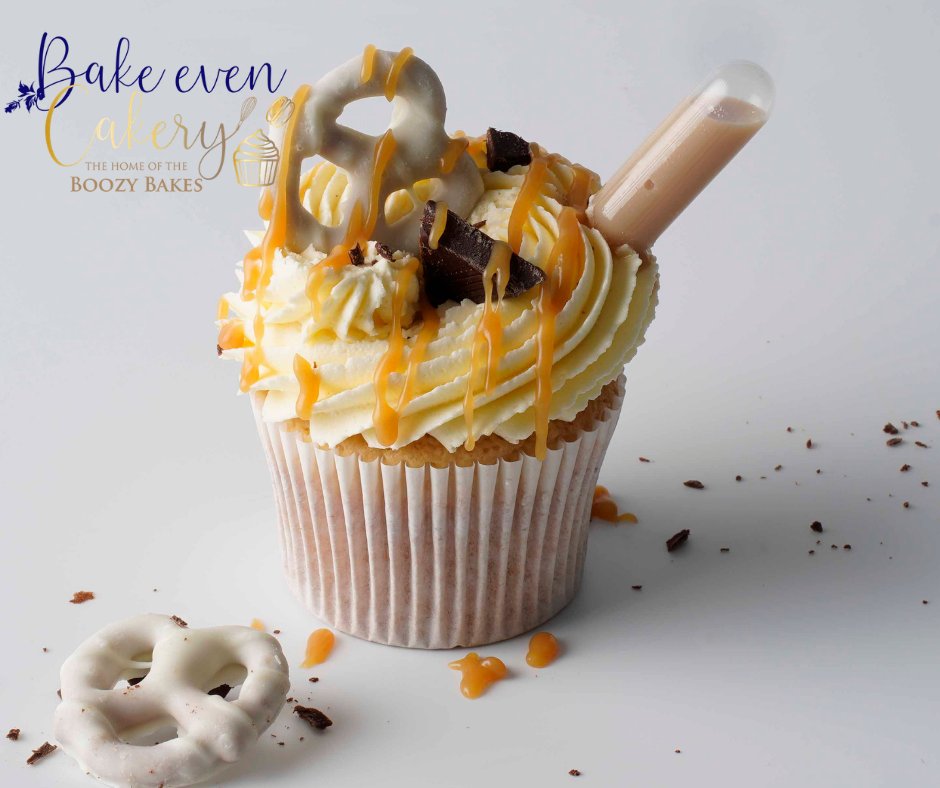Bakeevencakery tweet media