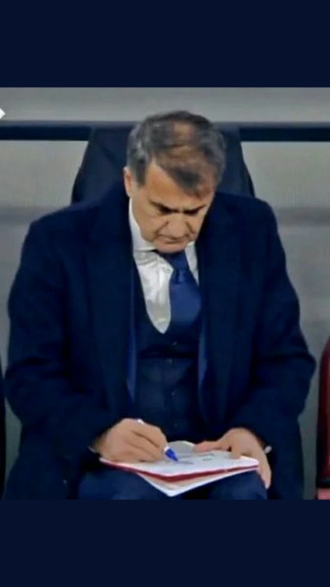 İstifa dilekçen olsun git artık