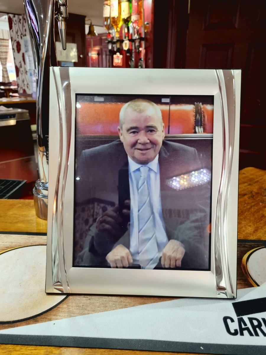 drew1892's tweet photo. Miss you Dad xxx ❤ https://t.co/2kzvK1rCEz