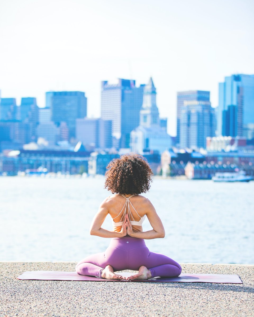 BeautyInLine's tweet photo. which yoga is your fav?

#yoga #YogaForWellness #YogaDay https://t.co/001XZb4vHD