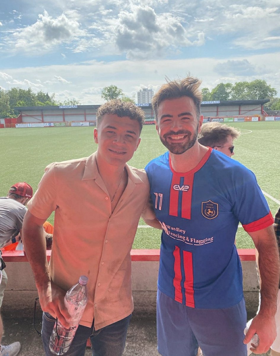 Neil Ely (@neildavidely) on Twitter photo Class day watchin the footie with <a href="/PriestleyTalent/">Alex Priestley Talent</a> & her lads <a href="/davidtagactor/">David Tag</a> <a href="/reecedouglas1/">Reece Douglas</a> I've the pleasure of work with them both recently, Top lads. Also great to meet <a href="/DannyBMiller/">Danny Miller</a> & chat about his interesting documentary 🎥 (apologies for calling you Aaron 😳)
#APT #CMC Class day watchin the footie with <a href="/PriestleyTalent/">Alex Priestley Talent</a> & her lads <a href="/davidtagactor/">David Tag</a> <a href="/reecedouglas1/">Reece Douglas</a> I've the pleasure of work with them both recently, Top lads. Also great to meet <a href="/DannyBMiller/">Danny Miller</a> & chat about his interesting documentary 🎥 (apologies for calling you Aaron 😳)
#APT #CMC