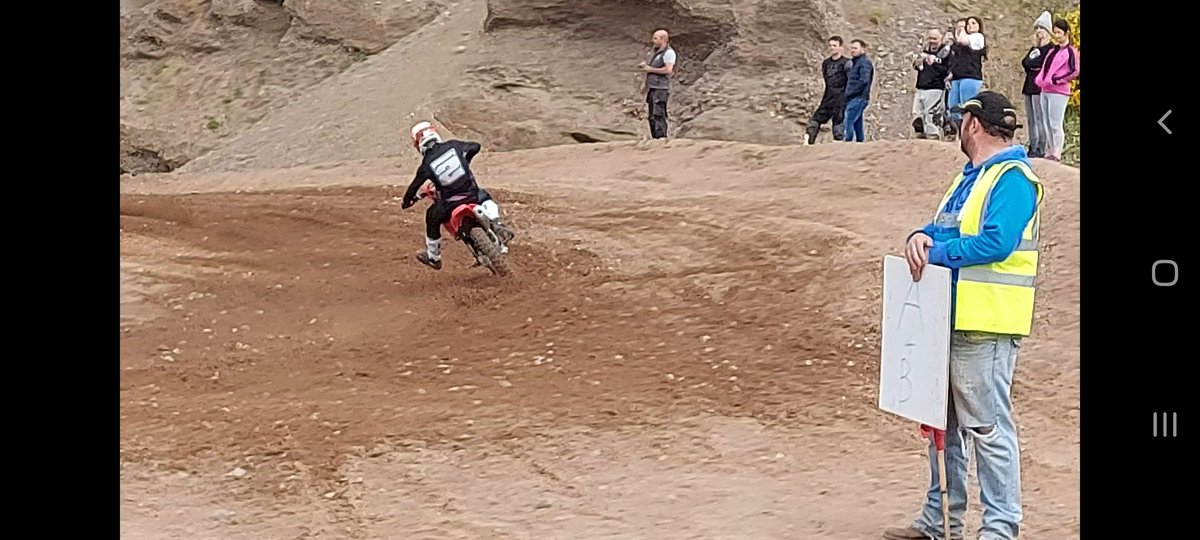 flatinsixth's tweet photo. Cracking day at Mid Ulster Mx track.
Seen @GIrwinRacing getting in some last minute practice before next weekend opening race!!
👌🤘🤙 #GI2 https://t.co/0BZdnKyts9