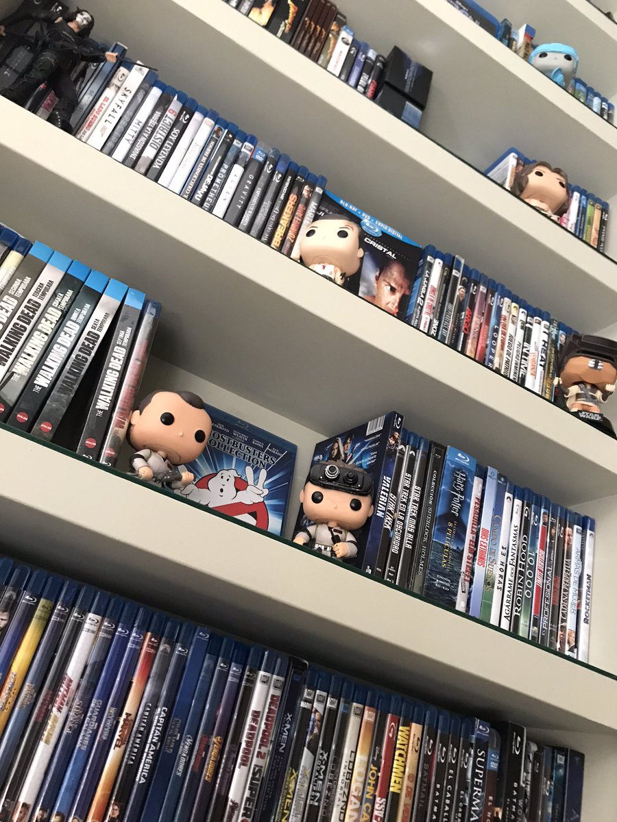 GerardoMouron's tweet photo. @Chema_Ponze Ahí va .... parte de la mia #dvd #bluray #mubis https://t.co/0UPUg3maFd