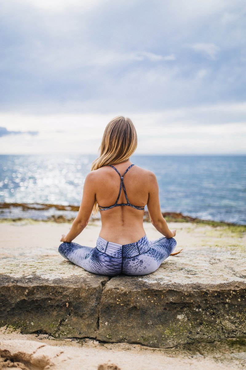 BeautyInLine's tweet photo. Where would you like to have your favorite morning yoga?

#YogaForAll  #YogaForHealth   #Yoga https://t.co/sWO5JTpgi2