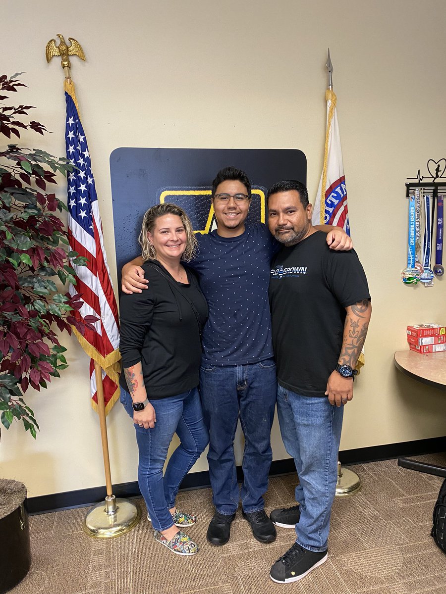 sam cisneros tweet media