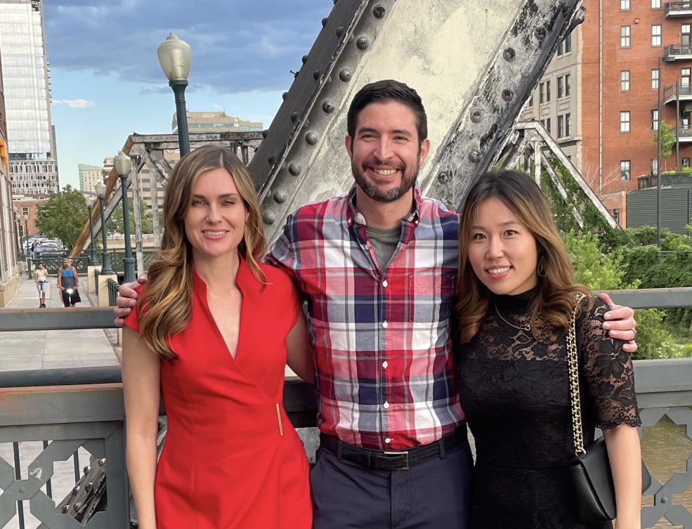 LeeD60611's tweet photo. Spent an incredible year at @CUPhysMed for my #painmedicine fellowship, and am so blessed to have met/worked with such amazing faculty, co-fellows, residents,  medical students, NP/PAs, nurses, radiology techs, MAs, and program coordinator in my FINAL year of training!Thank you🧡 https://t.co/pC3eY3hb0m