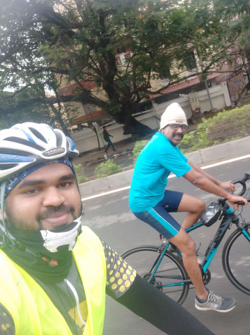 happy_hyderabad's tweet photo. 🚴‍♀🚴‍♂ 🚴‍♀#HappyHyderabad

#Fatherandson
#FathersDay2021

#LOCATION 🧿
#Hyderabad  #BicyleRide #20June21 #6AM 

Mr.KNR Yogesh Roy has done ride for his father Mr.KSD Pravardhan
On the occasion of #FathersDay 

#BicyclemayorofHyderabad
#ResetHyderabadWithCycling
 @sselvan https://t.co/dyFRIgv4rk
