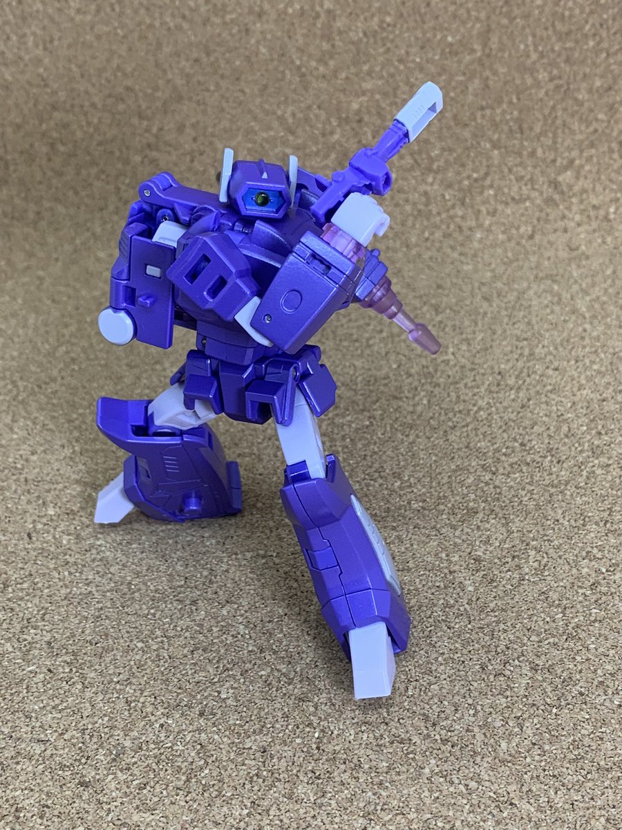 rainspeak2010's tweet photo. #變形金剛 #震盪波 #狂派 #transformers #transformersphotography #transformersforlife #transformersearthrise #newage #shockwave #robot #transformerrobot #na https://t.co/vJesPEz09Z