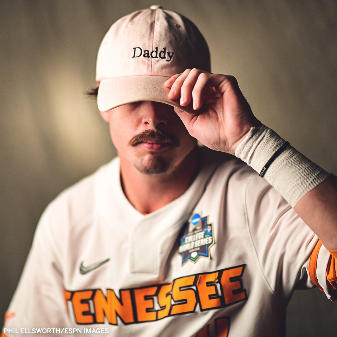 SECNetwork's tweet photo. Happy Father's Day 😂 @Vol_Baseball https://t.co/AXcW9qc78z
