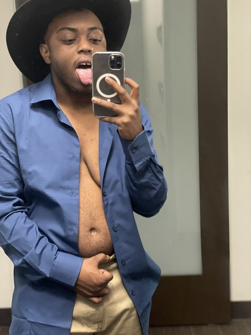 2 pic. 24 today https://t.co/wl6M21FPwm