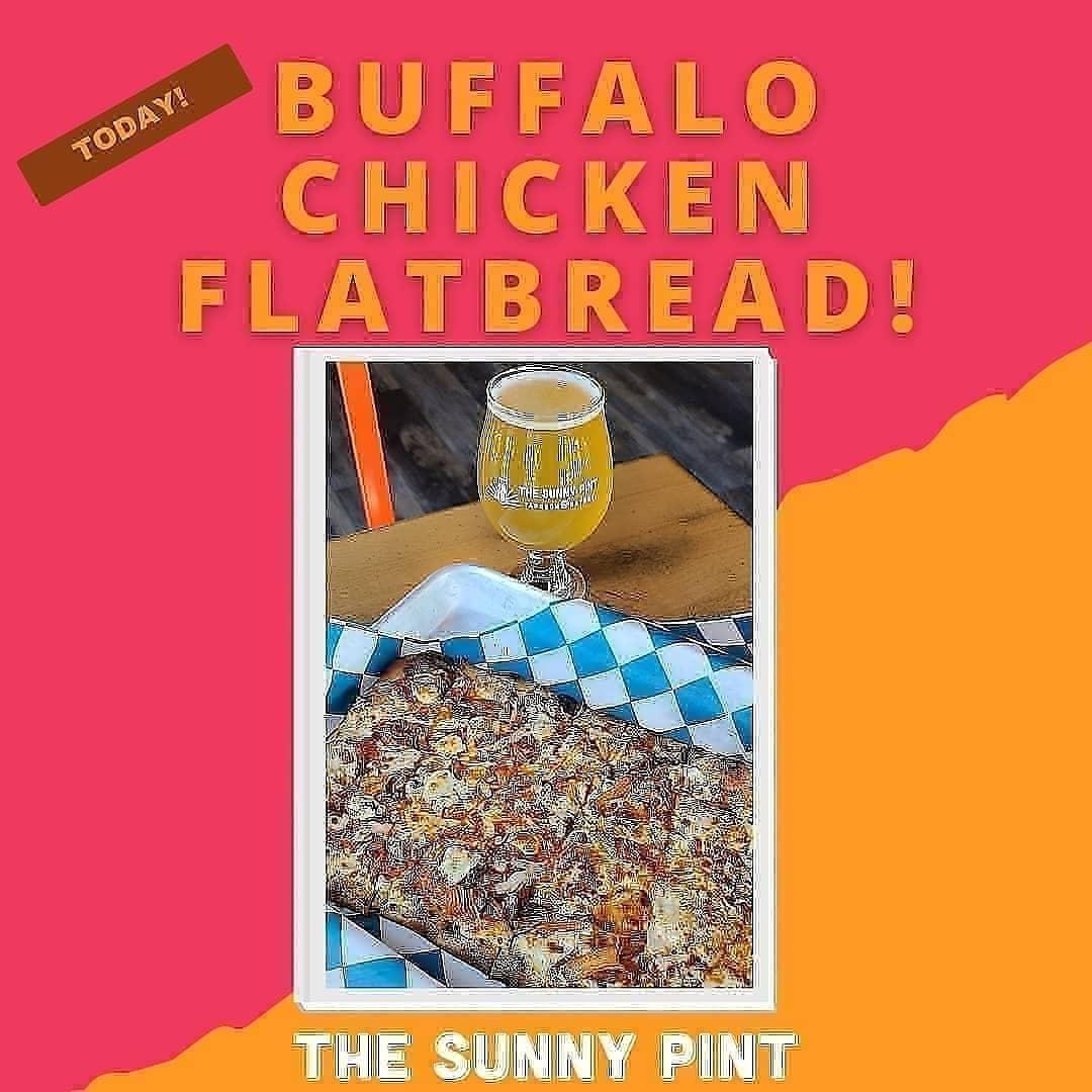 thesunnypint's tweet image. Buffalo Chicken Flatbread or Boneless Wings? How about both? We're open till 8 today! @thesunnypint #buffalochickenflatbread #bonelesswings #craftbeer #floridabeer #eatlocal #drinklocal