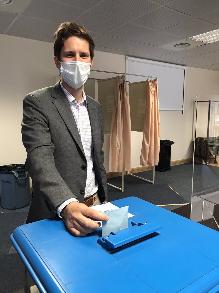 A voté ! Il vous reste un peu plus d’une heure ⌛️ pour « être les maîtres »
➡️ « Le jour où vous votez, vous êtes les maîtres » (Léon <a href="/ConfGambetta/">Conférence Gambetta 🎈</a> )