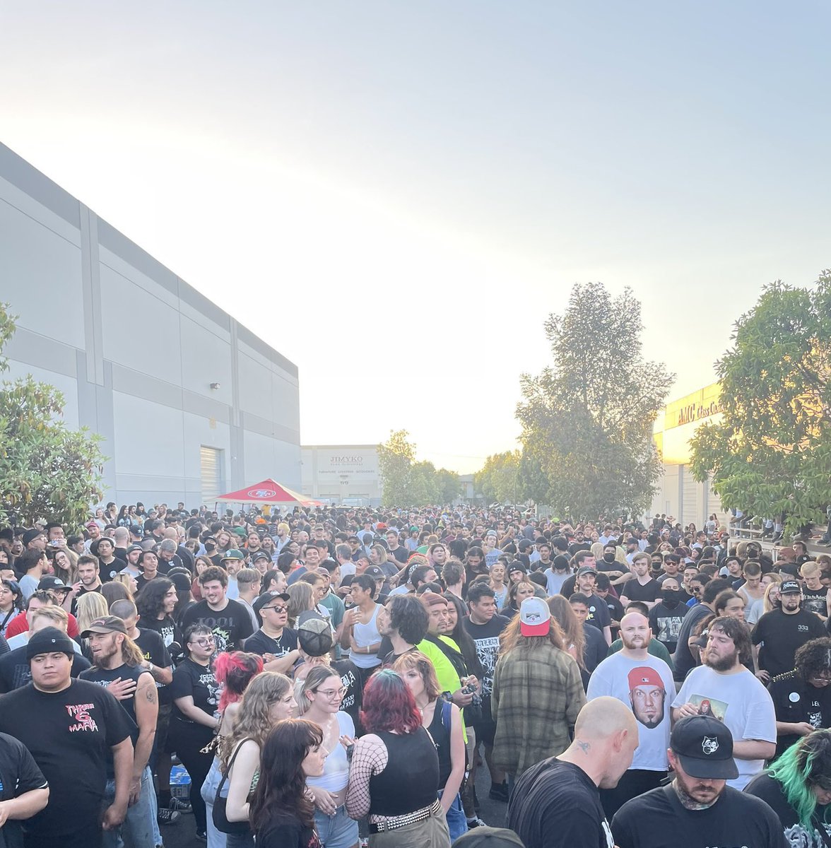 Creator-Destructor tweet media