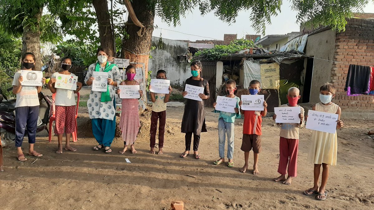 UshaDubey05's tweet image. #MPVaccinationMahaAbhiyan 
#mobile_Library
21जून टीकाकरण महाअभियान को सफल बनाने हेतु आज चलता फिरता पुस्तकालय द्वारा अभिभावकों को टीकाकरण हेतु प्रेरित करने का कार्यक्रम आयोजित किया गया।हमारे छात्रों ने इस  जागरूकता कार्यक्रम में उत्साह पूर्वक सहभागिता की।