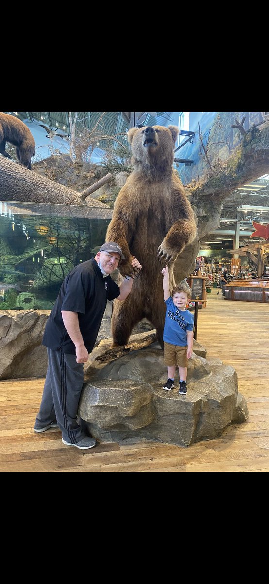 HayleyHicks6's tweet photo. Happy Father’s Day papa! We love you ❤️ https://t.co/BNzP90Spuo