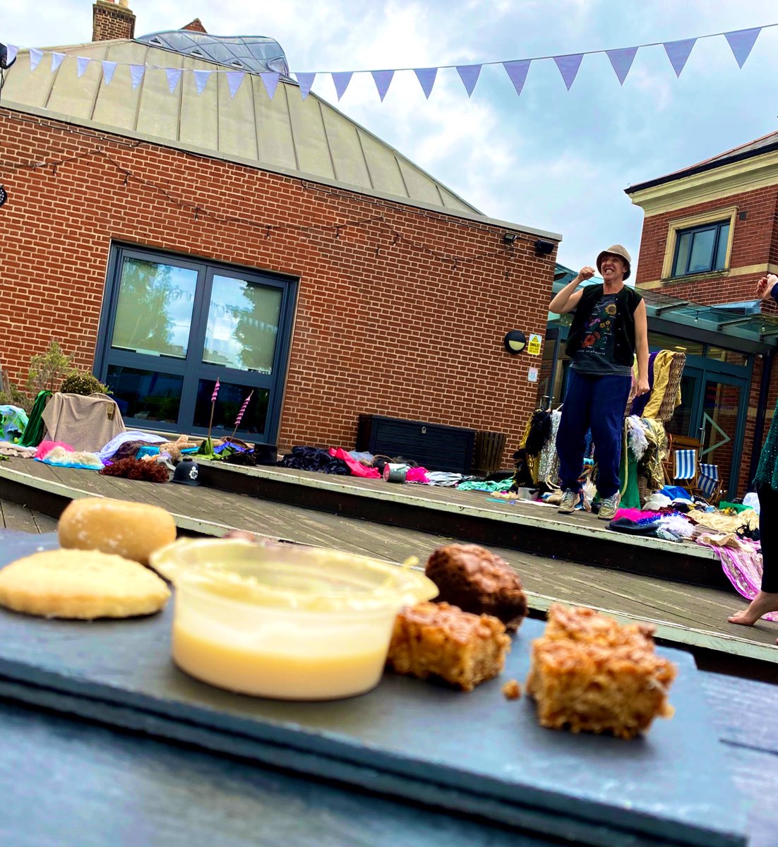 Thank you Story Tribe for a marvellous mad story, and thank you <a href="/PointEastleigh/">The Point</a> for some sweet treats and chocolate sauce to enjoy alongside, plus bright coloured umbrellas at the ready in case of rain. A lovely start to Summer Social family picnics #alltheworldsastage