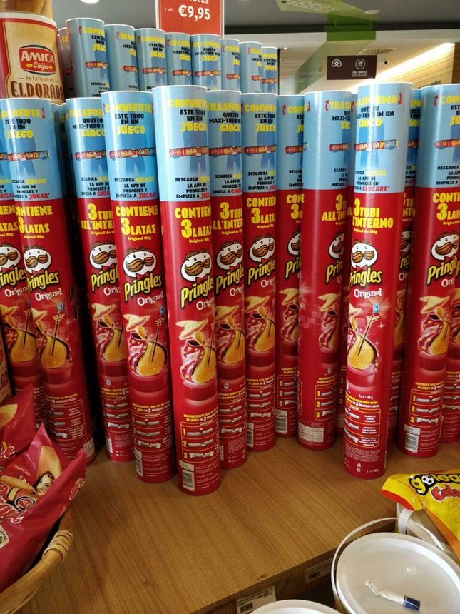 No Context Brits (@nocontextbrits) on Twitter photo Just found out they sell 3ft tubes of Pringles in Italy. Get me there immediately. Just found out they sell 3ft tubes of Pringles in Italy. Get me there immediately.