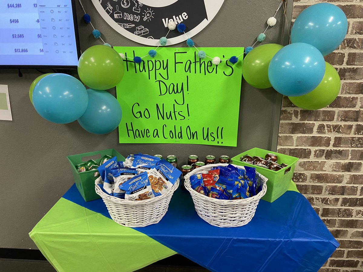 Meredith Waverly Edwards tweet media