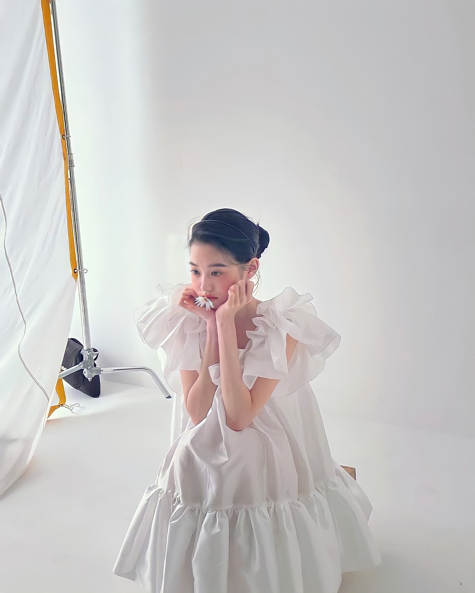 close, ปั้นปุ่น ดูปักหมุดน้อง🤍 (@expunpoon) on Twitter photo 