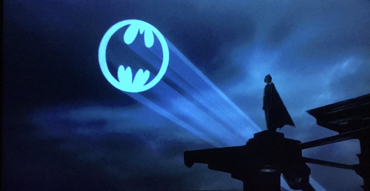 KEVINTOMIRANDA's tweet photo. Retweet if you loved Michael Keaton as Batman https://t.co/68CGKYWYmI