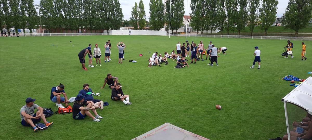 [ #footus #flagfootball #leslycans ]
Un tournoi "fun" et un tournoi offciel au programme du LFT 2021 de la renaissance
<a href="/LesLycans/">LesLycans</a> <a href="/LycansMureaux/">Lycans des mureaux</a>  #flagfootballgame #lft2021 #LFT 
les-nouvelles-des-mureaux.com/spip.php...