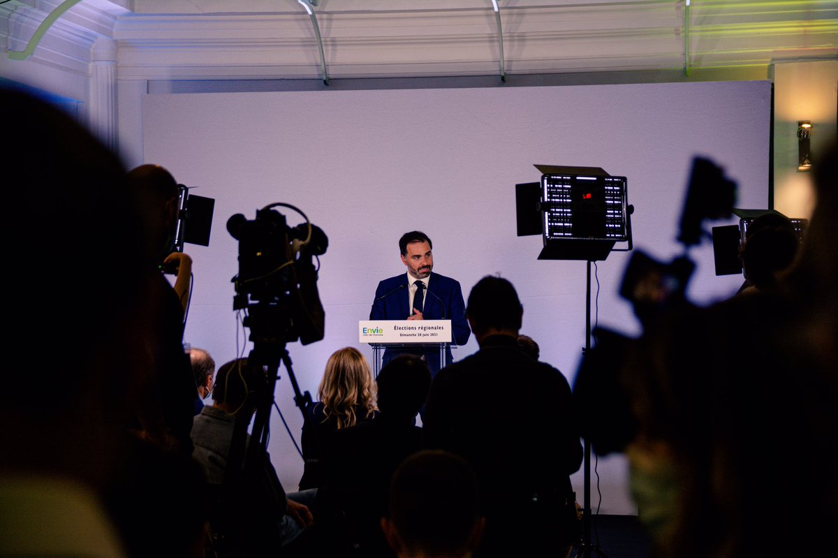 LaurentSMartin's tweet photo. Je remercie profondément les électeurs qui nous ont accordé leur confiance aujourd’hui.

Ils ont exprimé leur attachement à nos valeurs progressistes.

Oui la majorité présidentielle doit vous représenter à la région, pour vous redonner Envie d’Ile-de-France ! https://t.co/KOSKWLURbj