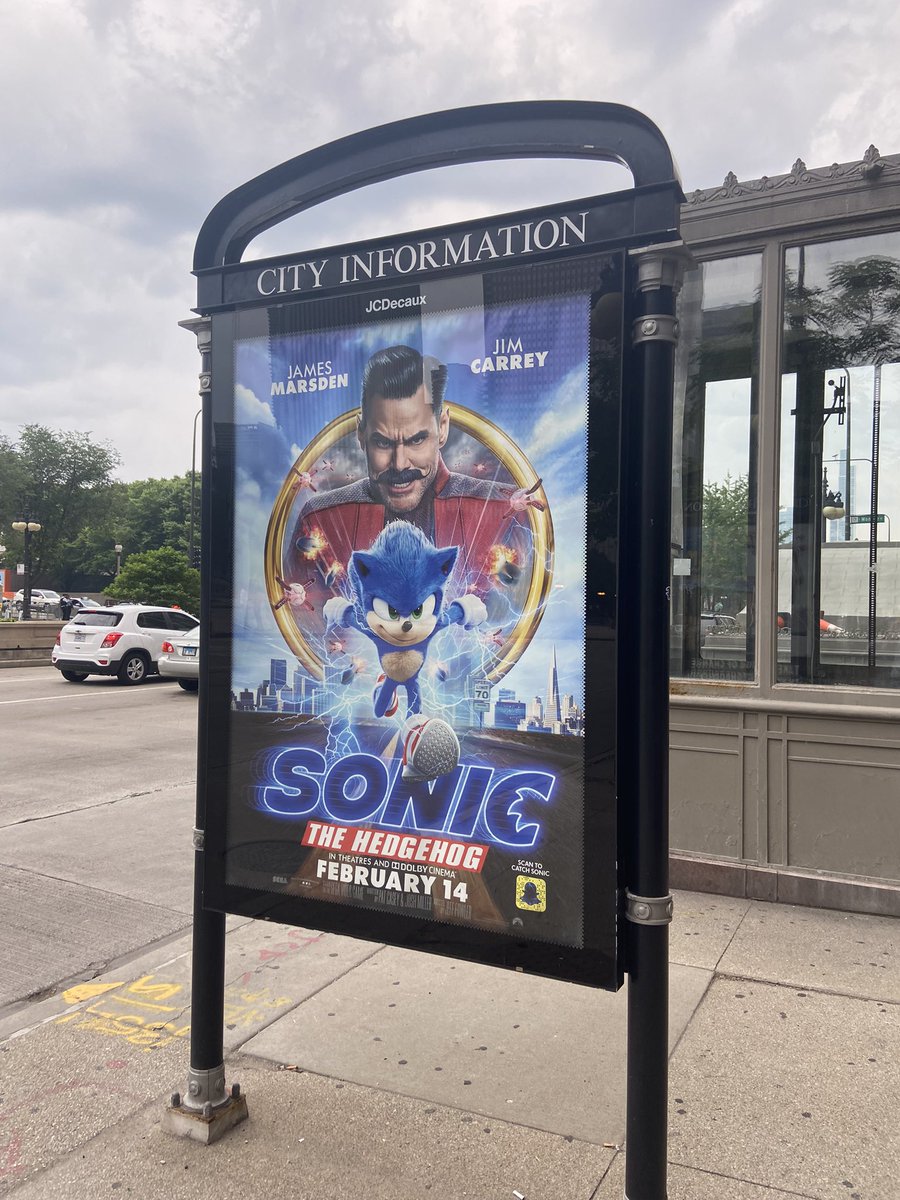 Anybody wanna watch this brand-new Sonic the Hedgehog movie in theaters with me? https://t.co/EuZ6m7rWtX