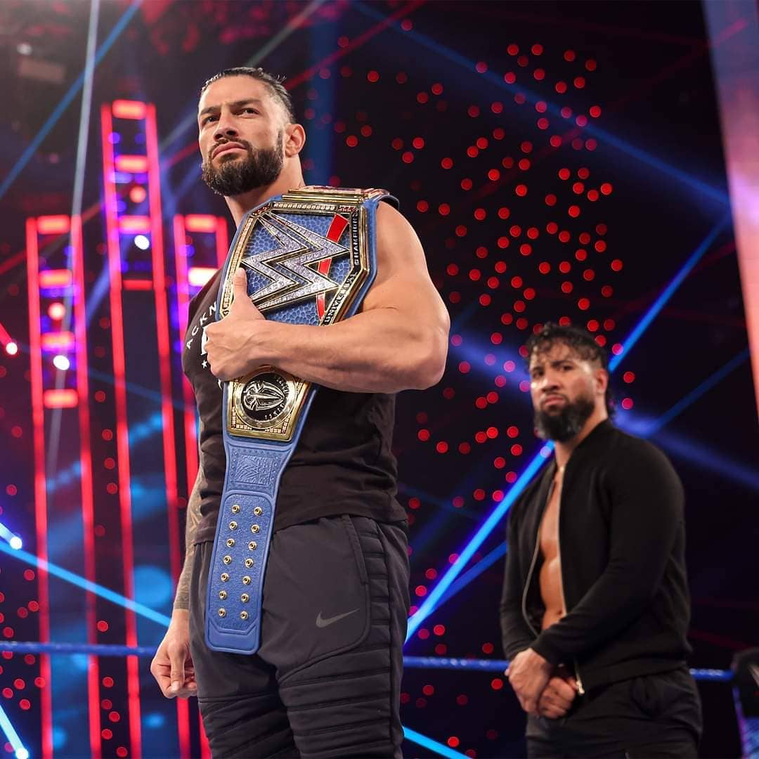 EstellaRomanFan's tweet photo. Theres only one king of the ring and he is one and only the #TerribleChief @WWERomanReigns https://t.co/ZRRk8QyHmu