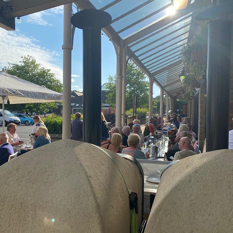 Sunny Sunday evenings at Broadley’s ☀️🍴🥂
•
•
•
•
•
•
#broadleys #broadleysbistro #alfrescodining #sunterrace #sundayevening #sunnysunday #pizzanight #pizzaoven #wineanddine #foodlover #ilkley #ilkleymoor #ilkleyisopen #indieilkley #supportlocal