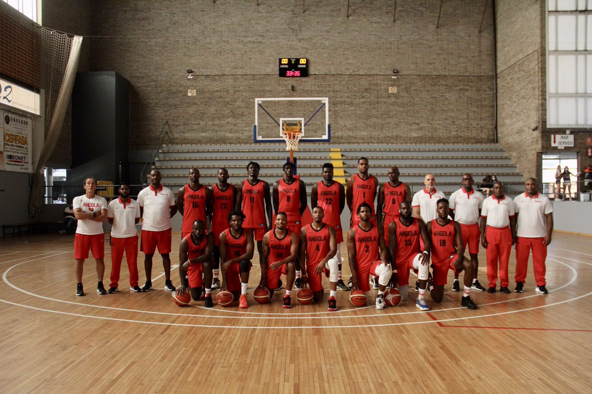 🏀 Comença el partit

Combinat català 🆚 Angola

📍 #Balaguer #CiutatBàsquetCatalà