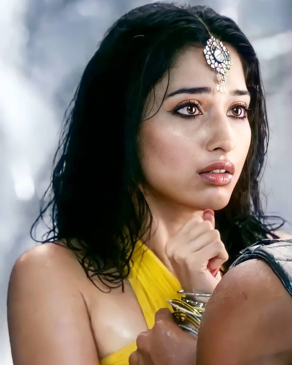 AnilFapzForKaju's tweet photo. #Pellam: Swamy!!! Nadhi ki poleda?🙁
#DongaMogudu: Gadhi lo nv undaga Nadhi ki nenenduku pothanu😘 Atu tirugu😈
#Pellam: Adenti Swamy😟  pratisari mishanri lo chestaru kada😦 eeroju dawghee antunnarenti😲 Ahhh adi PU kadu... GU lo pettaaru...😩 Ayina antha undhenti meedi ivaala😱 https://t.co/Q5hfmjNU6z