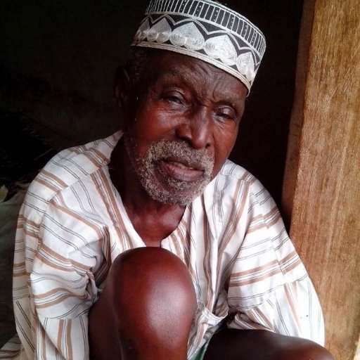 GhKubilistic's tweet photo. Happy happy father's day may rest and peace father may God bless you all want you do for me 🙏🙏🙏☝️❤️😭😭😭 https://t.co/OysJQZP1S5