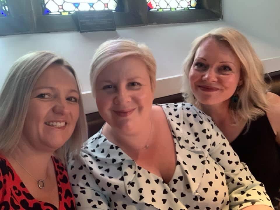 Alythomson79's tweet photo. 23yrs of friendship and now 20yrs since we qualified!! (We can’t be that old 🙈😂)So much has happened but we are still standing!! #Sept98 #NurseBesties #TrainTogetherStayTogether #LoveTheseGirls @MairColleen @LeanneS36073963 https://t.co/5sYanwIdjx