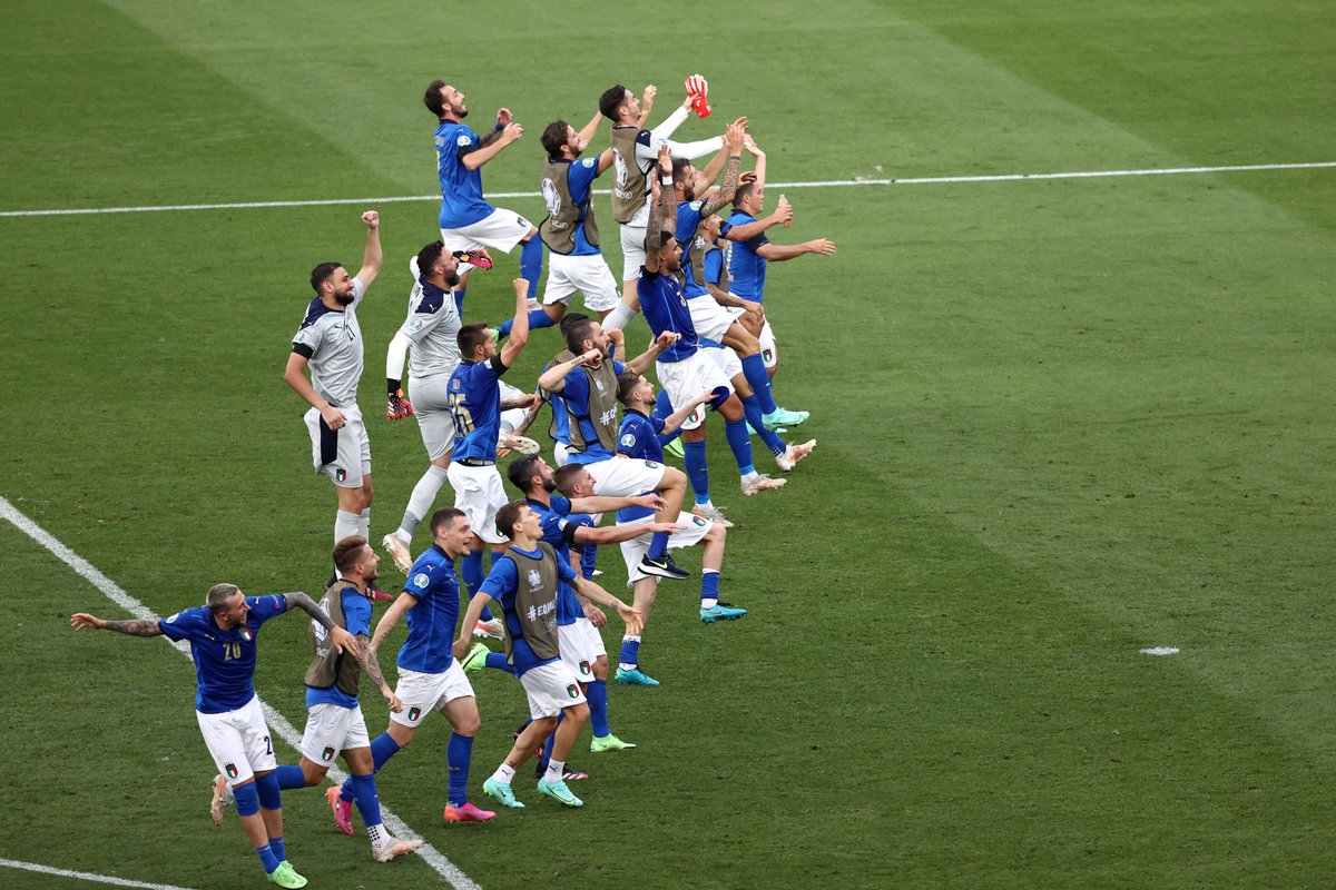 UEFAEURO tweet picture