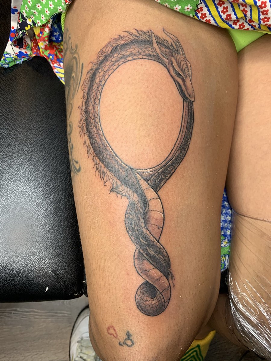 lighter flick tunechi tweet media