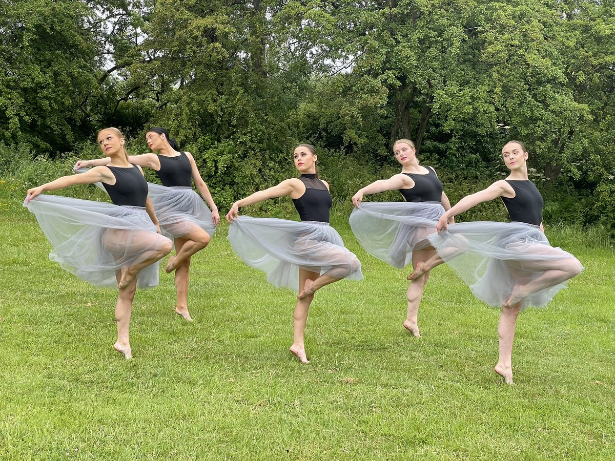 NLCDance's tweet photo. #DreamTeam #theplacetotrain https://t.co/QDQDsXfQoB