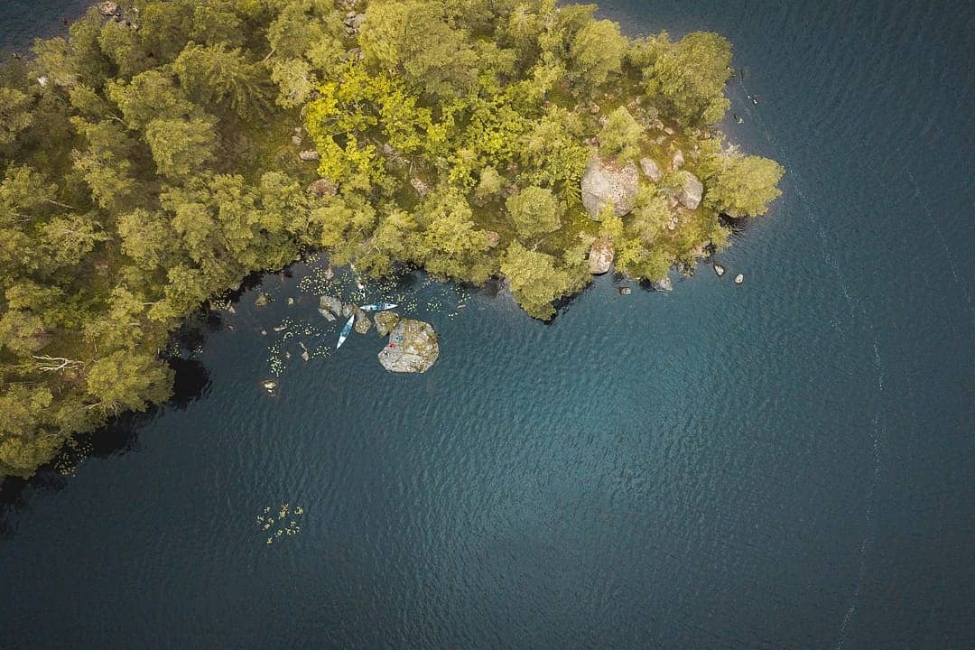 paradisefoundde's tweet photo. Stell Dir vor, Du tauchst eine Woche lang nur mit Kanu, Zelt und allem, was Du zum (Über)Leben brauchst bewaffnet in die schwedische Wildnis ein. Klingt traumhaft, oder?

Alles über dieses Abenteuer liest Du jetzt auf dem Blog:
https://t.co/wafAC8zaGB https://t.co/cQKwtgyPWn