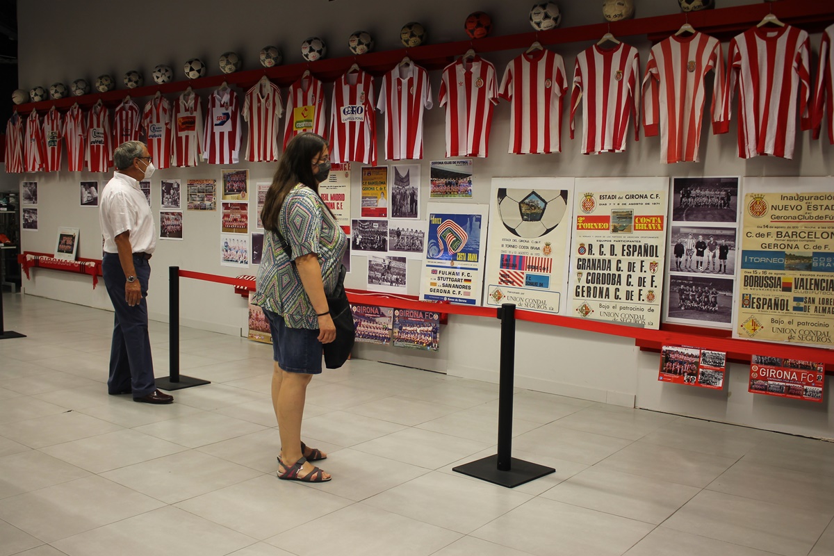 TotSalt's tweet photo. L’Espai Gironès exposa una mostra històrica del Futbol a Girona
https://t.co/QnzODQdiJv @ccespaigirones @GironaFC #ResumSalt https://t.co/YrM6vTW5mD
