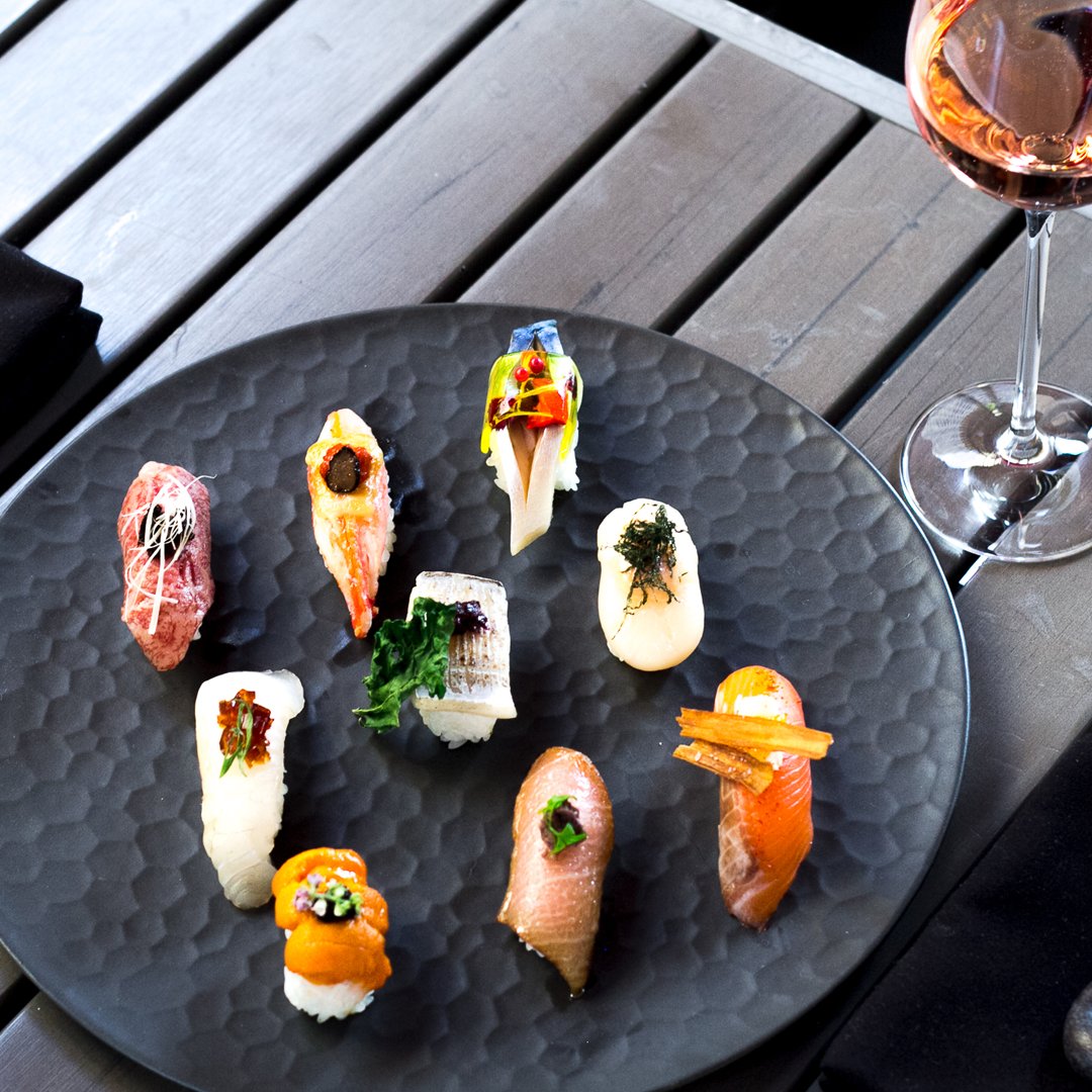 Al Fresco • With the warm weather here to stay, we are thrilled to serve guests for patio service once again. 

Enjoy fresh, premium offerings from Miku that haven't been available to our guests for months. 

Tap to make a reservation for lunch/dinner: linktr.ee/mikutoronto