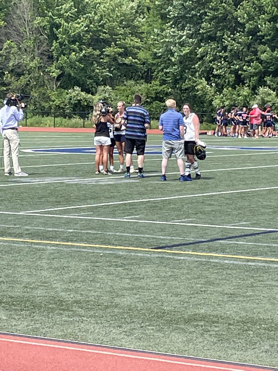 Burrillville HS Broncos tweet media